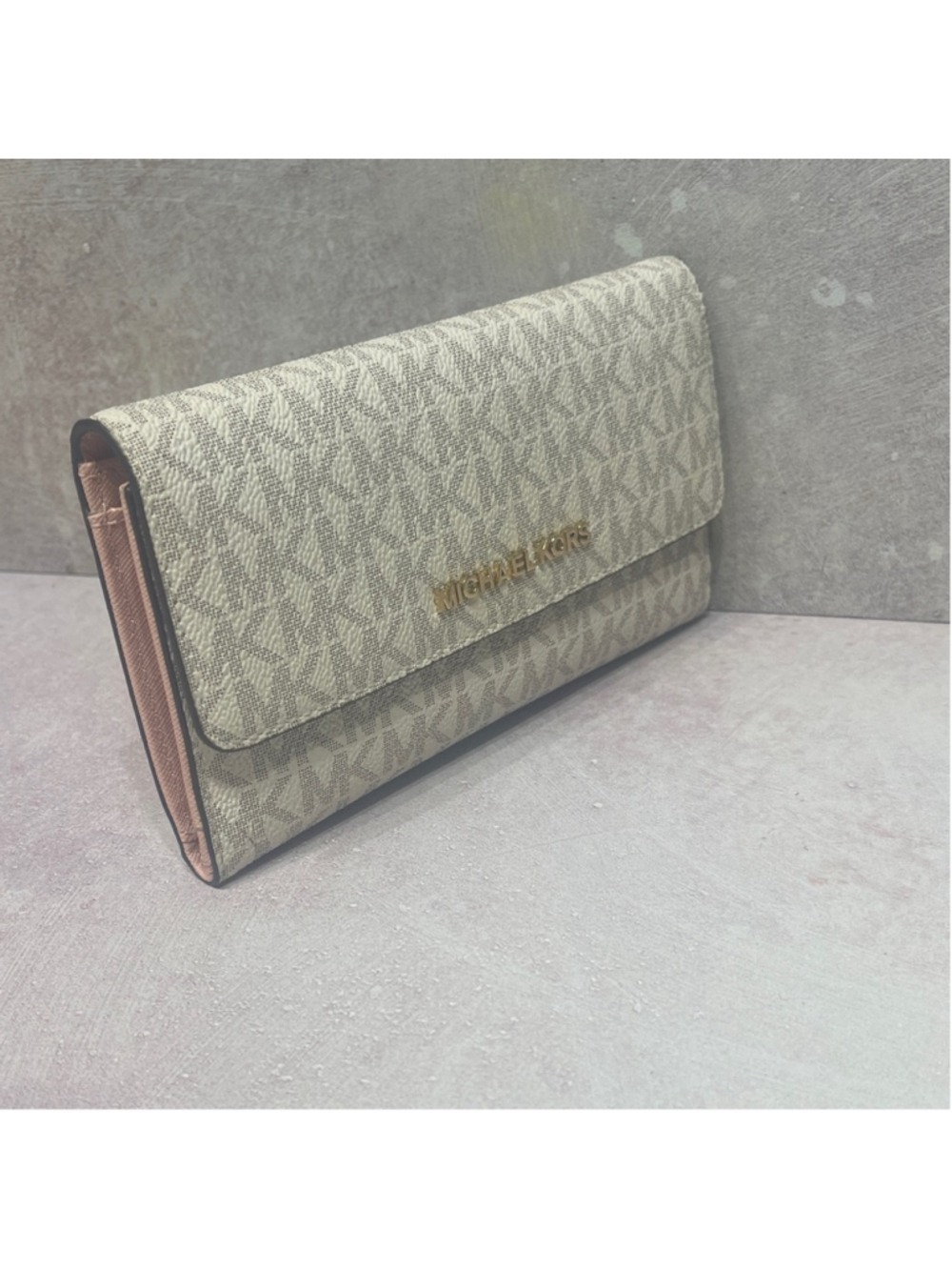 Michael Kors Signature Logo Trifold Wallet Pink & White Vanilla/Ballet Pink - Picture 4 of 8